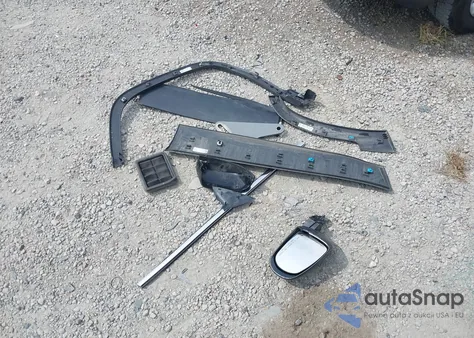 2015 Jeep Cherokee Latitude из США, поврежденный, VIN 1C4PJMCS7FW523070